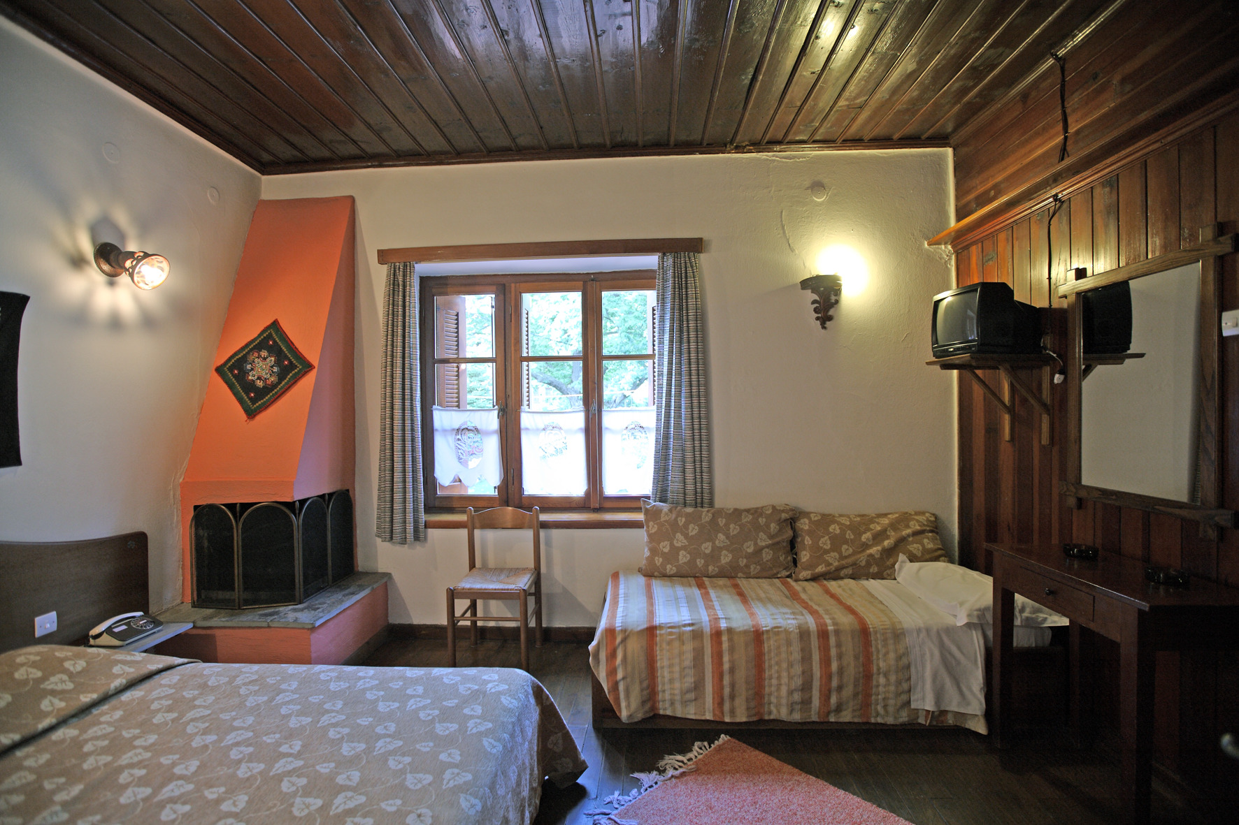 Hotel Galaxias Metsovo Extérieur photo